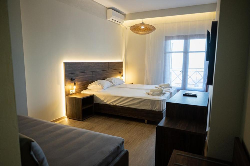 Este Luxury Apartments Kriopigi Eksteriør billede