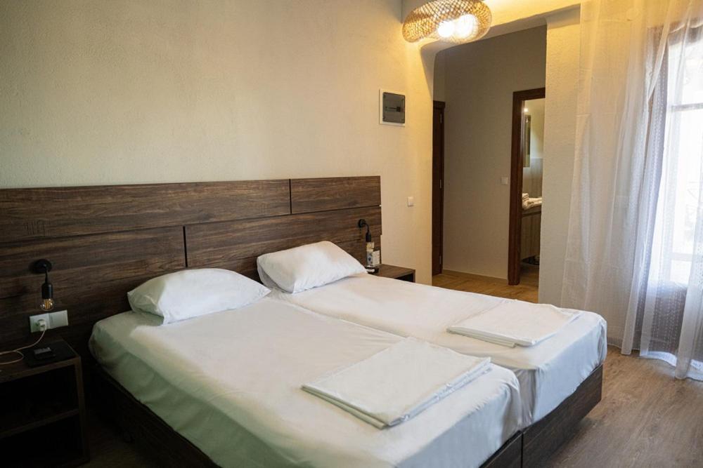 Este Luxury Apartments Kriopigi Eksteriør billede